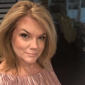 Meet your Posher, Sheila